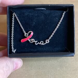 0120 AVON Love Ribbon Breast Cancer Awareness Necklace (2013) Deadstock w/Box